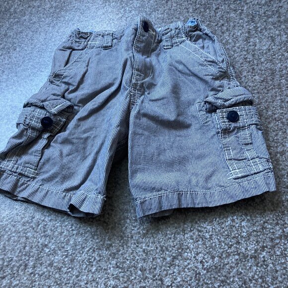 Blue/white stripe shorts - Children's Place - size 4T - Picture 1 of 1